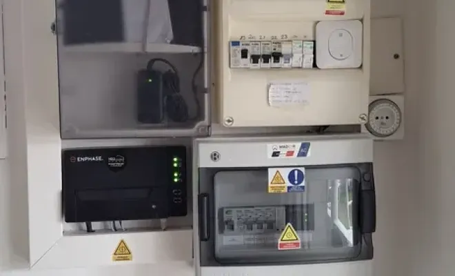 Installation photovoltaïque de 3kW avec routeur vers eau chaude sanitaire, à Dax, Mont-de-Marsan, NEO CLIMAT