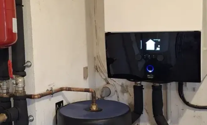 Installation d'une pompe à chaleur air-eau Daikin pour chauffage seul avec radiateurs à Narrosse, Mont-de-Marsan, NEO CLIMAT