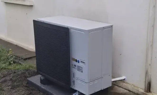 Installation d'une pompe à chaleur air-eau Daikin pour chauffage seul avec radiateurs à Narrosse, Mont-de-Marsan, NEO CLIMAT