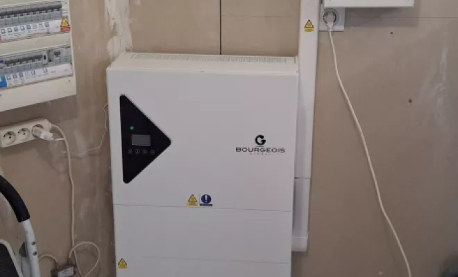 Installation d'un kit Photovoltaique de 6kWc + 1 batterie de 5kW avec back up sur la commune de Sarbazan, Mont-de-Marsan, NEO CLIMAT